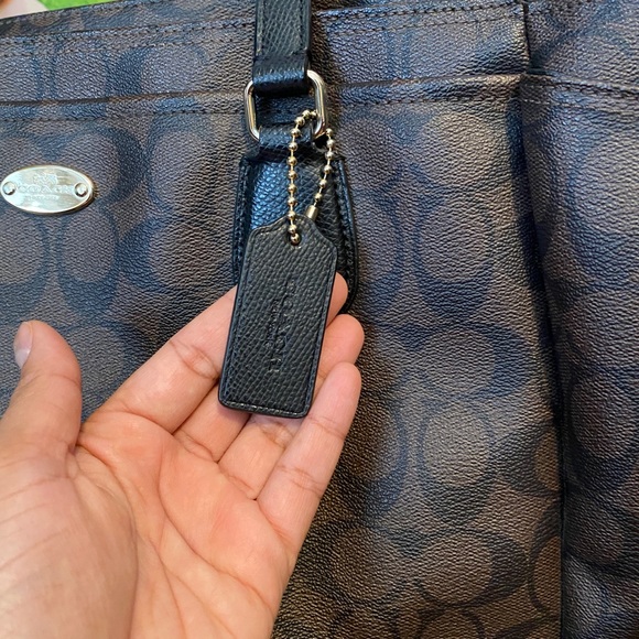 Coach diaper bag - Picture 2 of 8